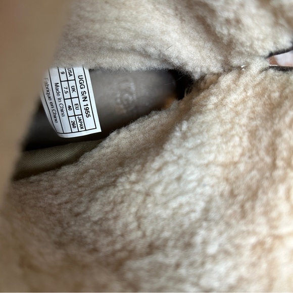 UGG Lynnea Brown Suede Leather Shearling Cuff Fold Over Clog Boots - Picture 15 of 17